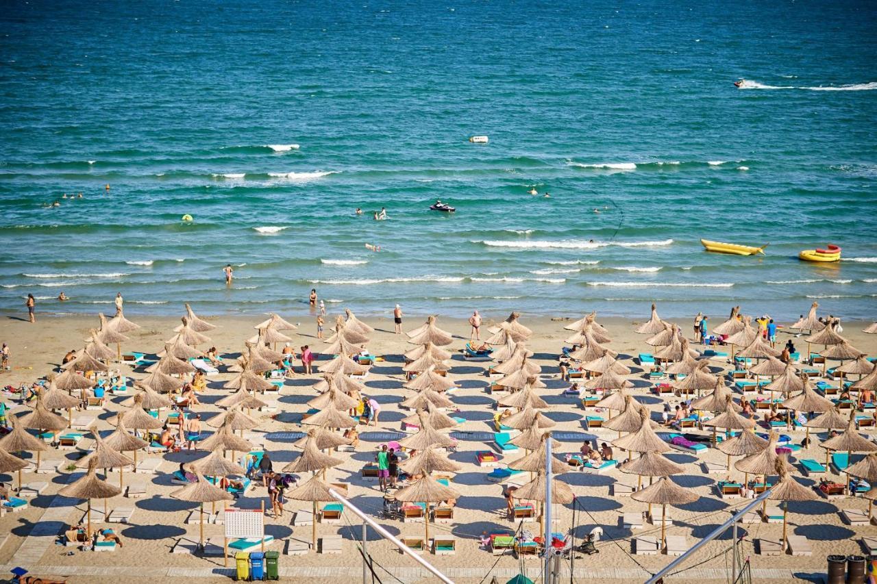 Aquamarin 2BD apt Spa n Pools ALEZZI Beach resort Năvodari Exterior foto