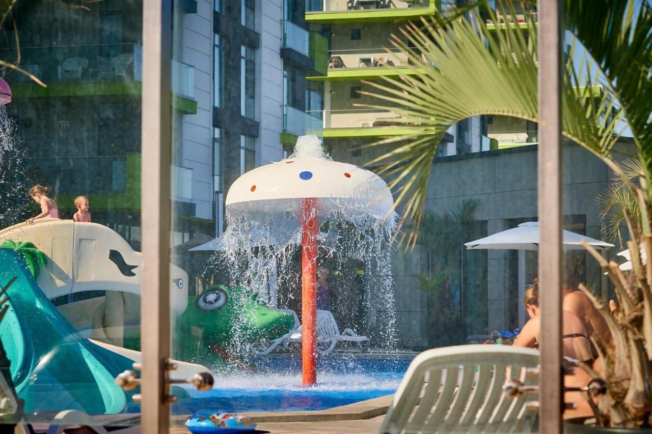 Aquamarin 2BD apt Spa n Pools ALEZZI Beach resort Năvodari Exterior foto