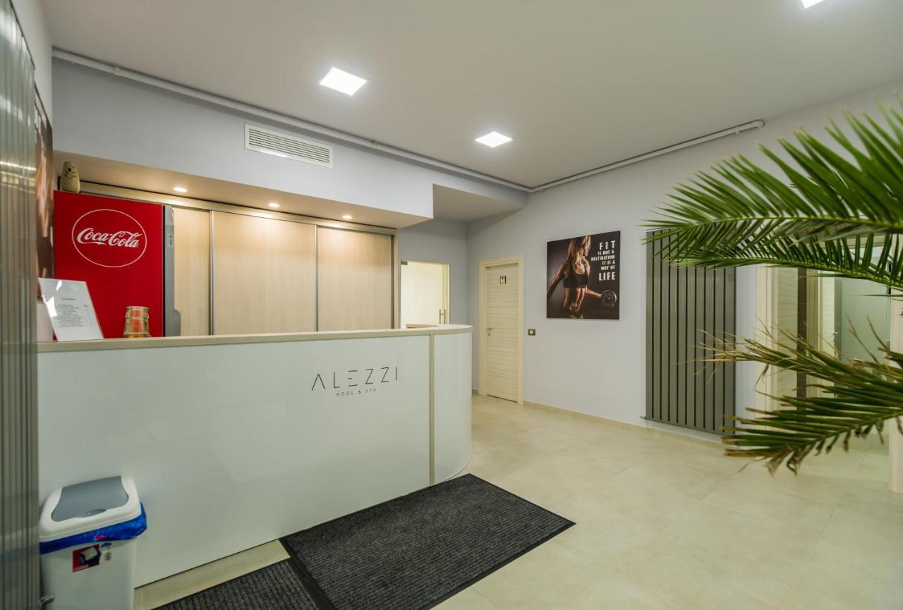 Aquamarin 2BD apt Spa n Pools ALEZZI Beach resort Năvodari Exterior foto
